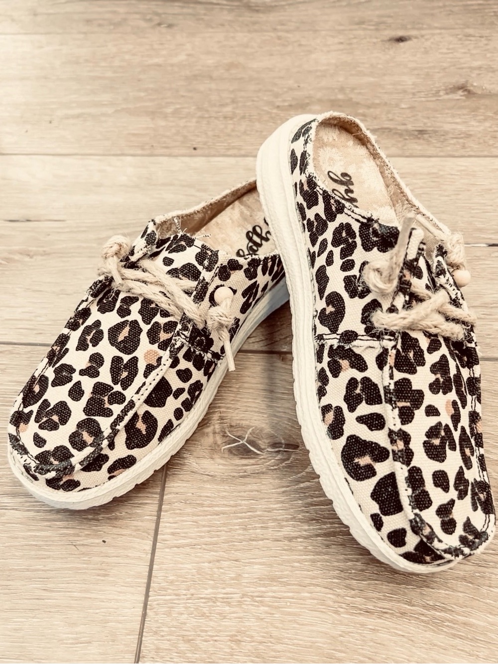 Gypsy Jazz Leopard Print Slip-On Moccasins - Beige/Black